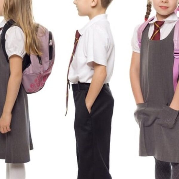 How school uniforms impact the personality of students 1280x720 1 600x600